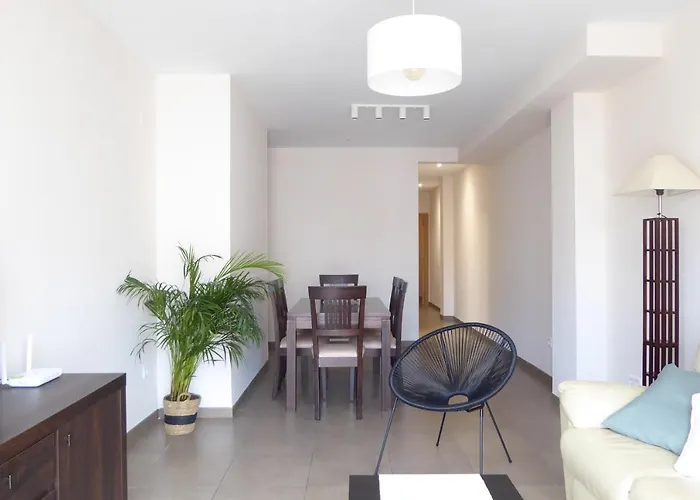 Coqueto Apartamento De 3 Habitaciones By Hometels